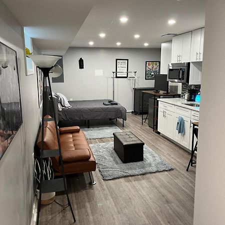 Urban Retreat Basement Studio Only Two Blocks From Metro! Off Street Parking! Washington Exteriör bild