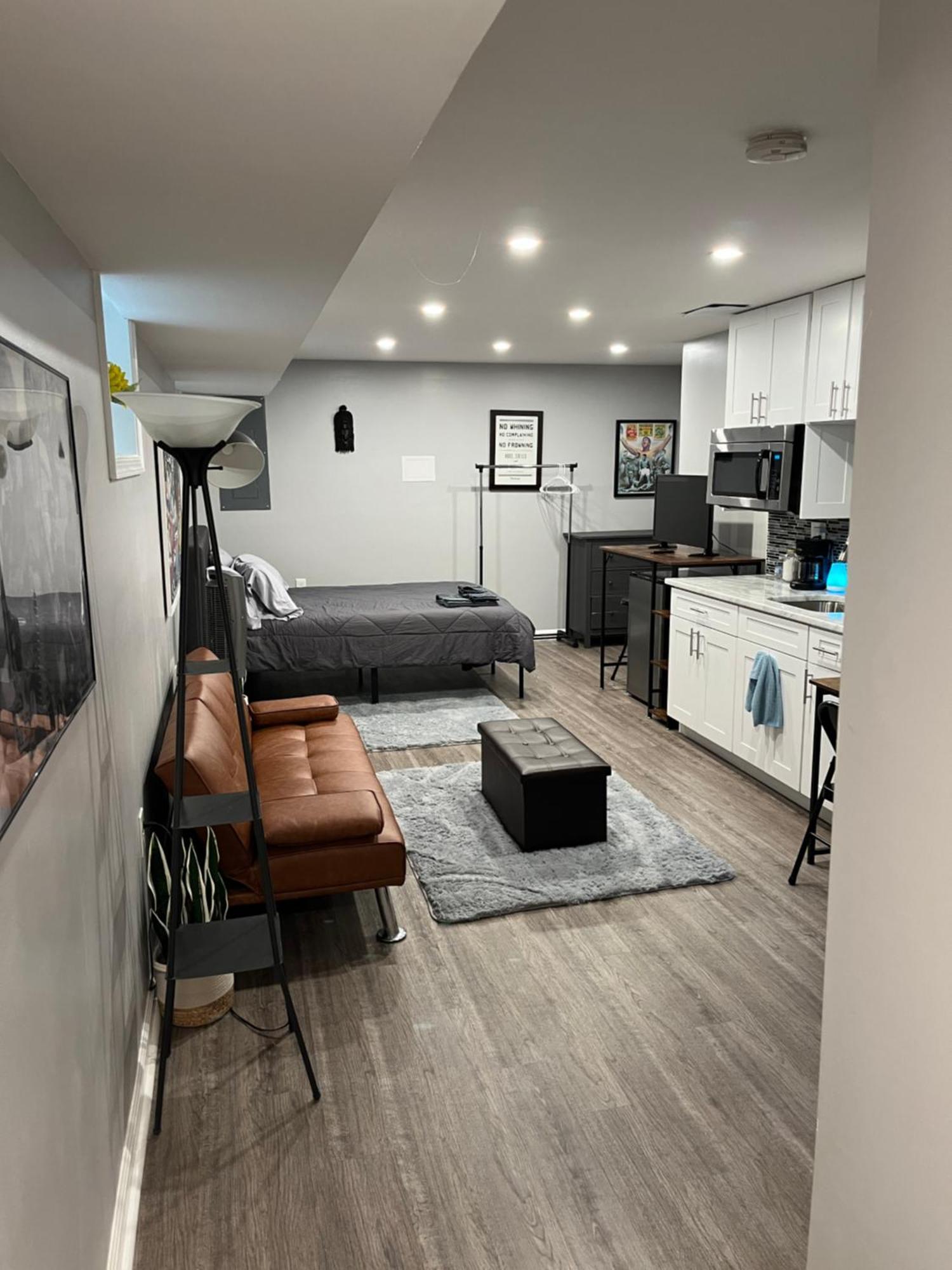 Urban Retreat Basement Studio Only Two Blocks From Metro! Off Street Parking! Washington Exteriör bild